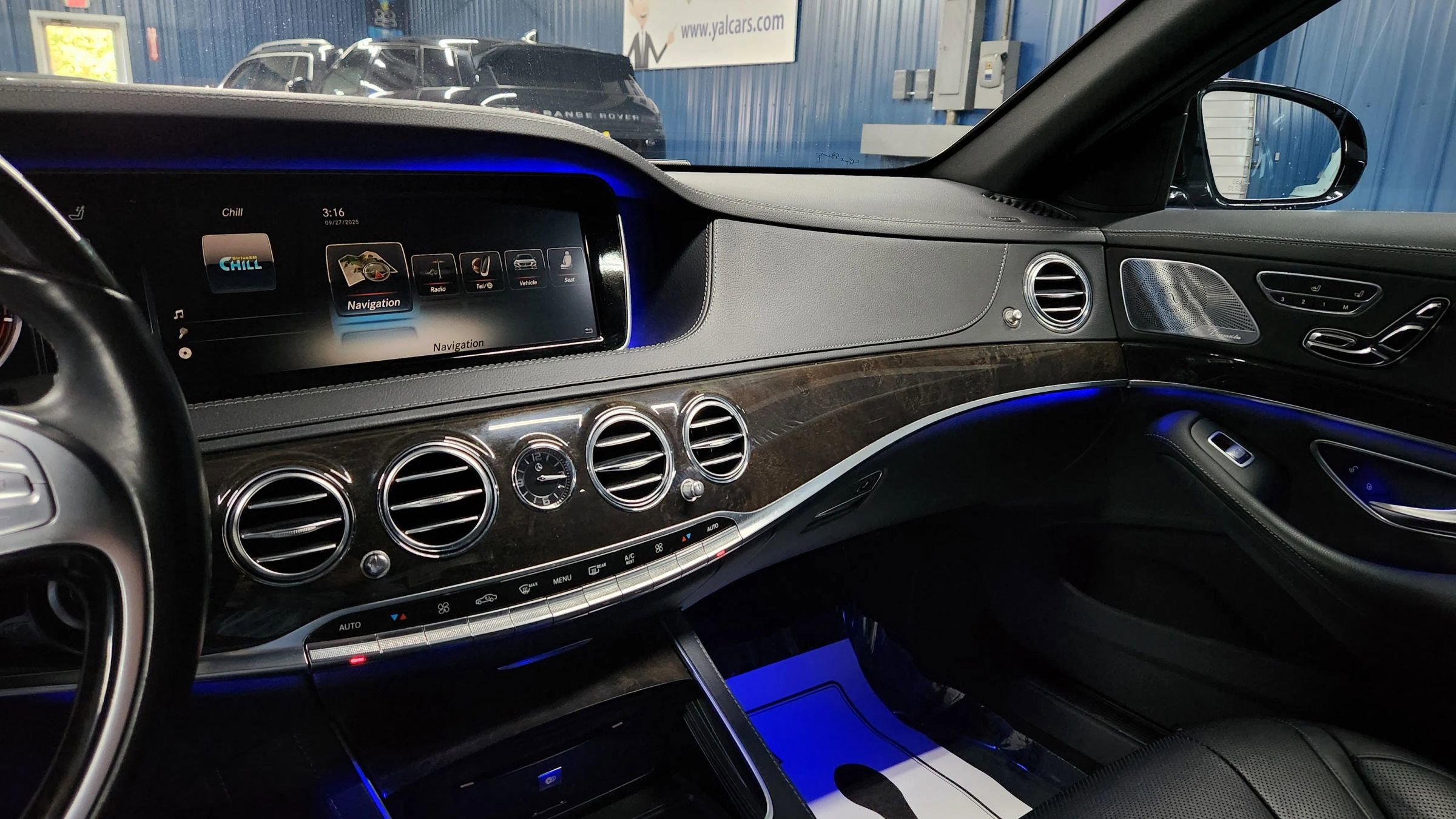 Used 2015 Mercedes-Benz S 550 4MATIC Sedan image 32