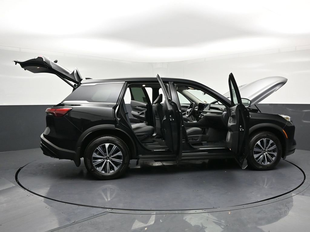 Certified 2025 INFINITI QX60 Pure image 38