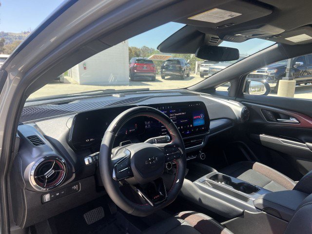 Used 2024 Chevrolet Equinox EV RS image 10