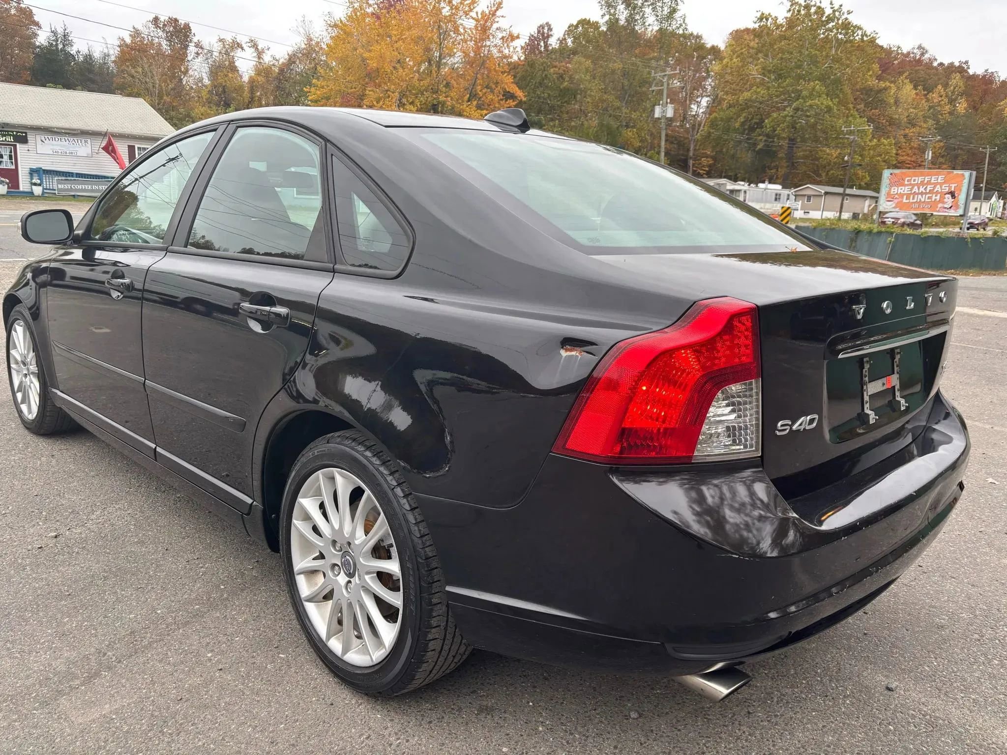 Used 2011 Volvo S40 T5 image 7