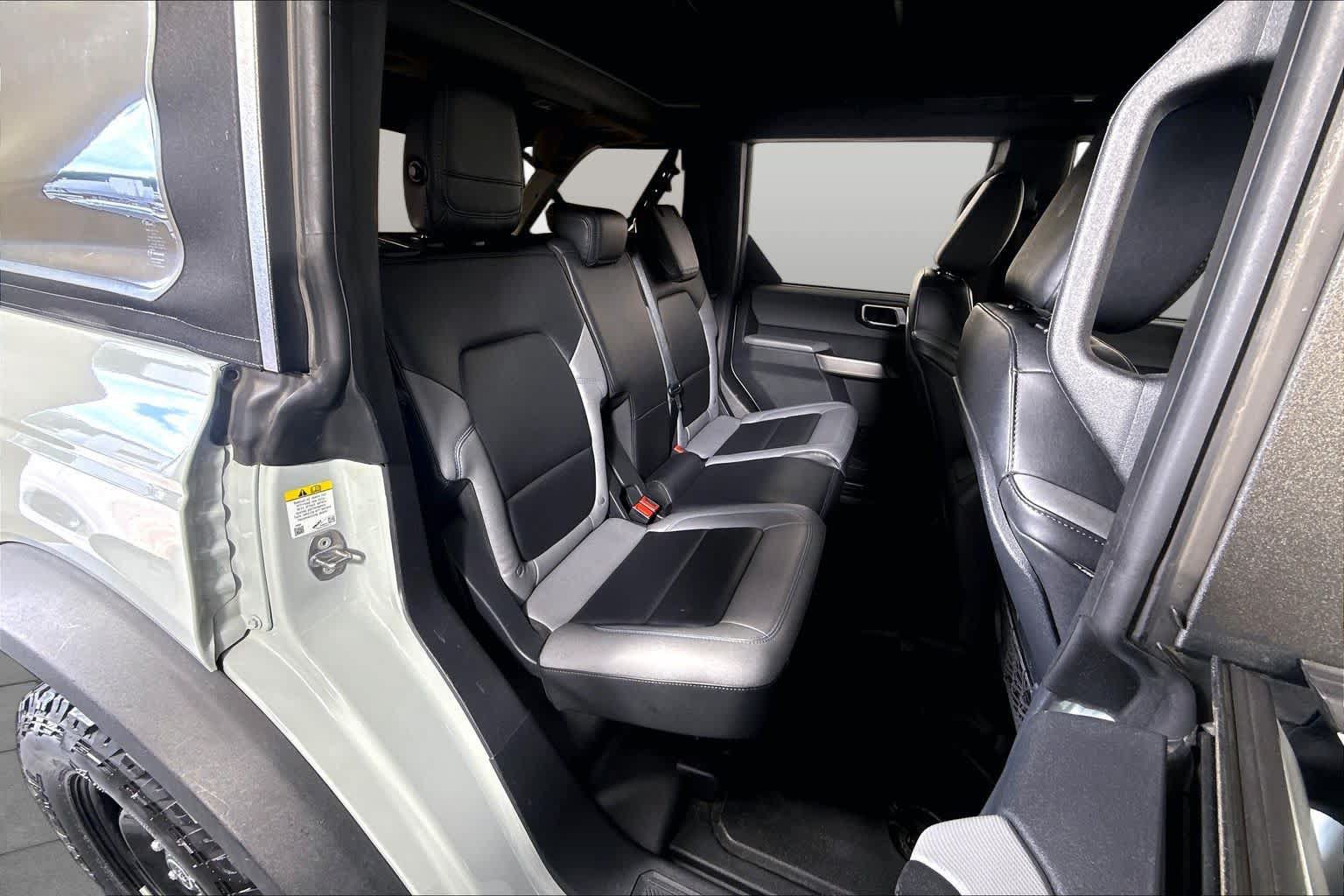 Used 2022 Ford Bronco Black Diamond AWD/4WD image 18