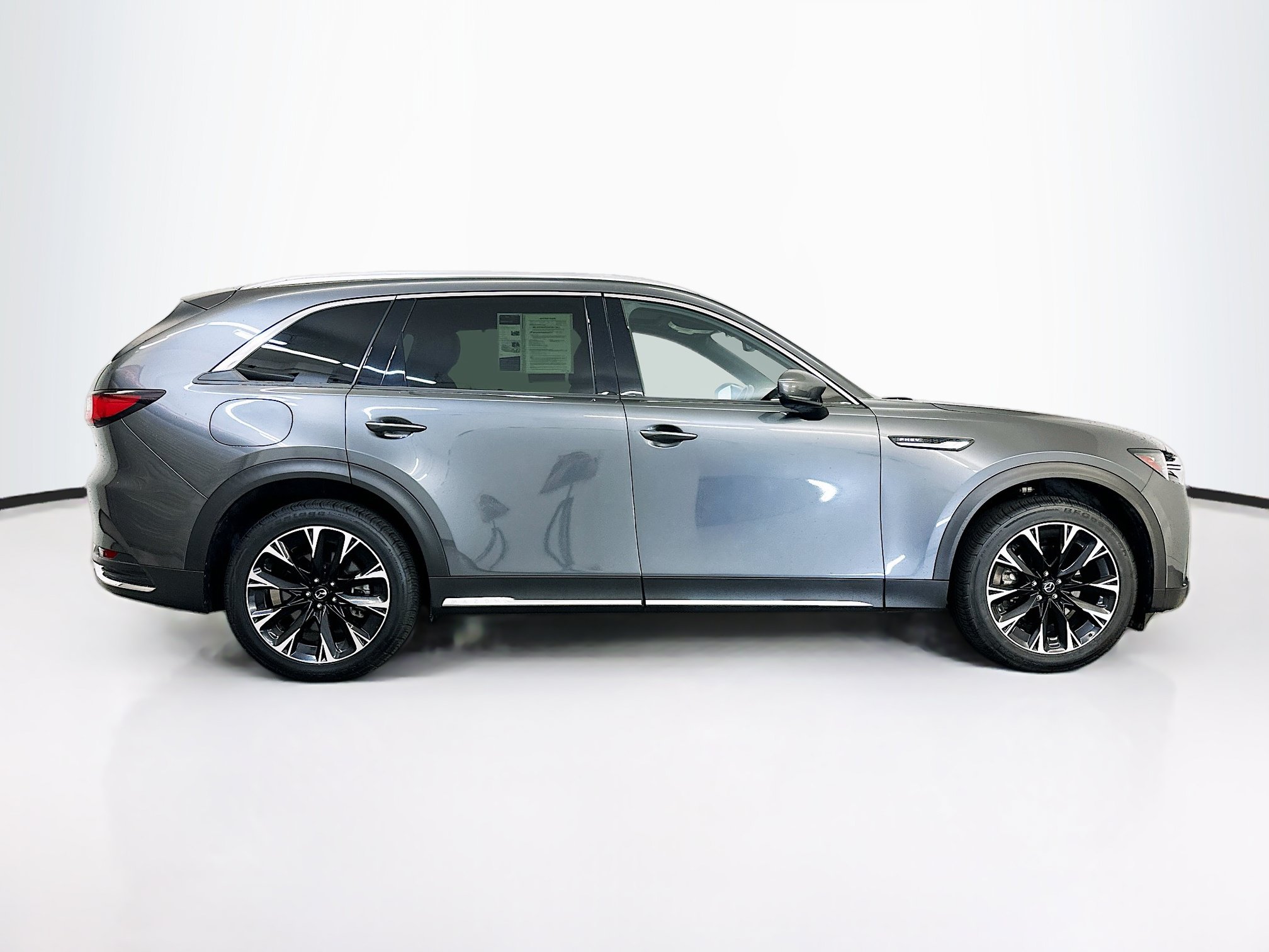 Used 2024 MAZDA CX-90 Plug-In Hybrid w/ Premium Plus AWD/4WD image 10
