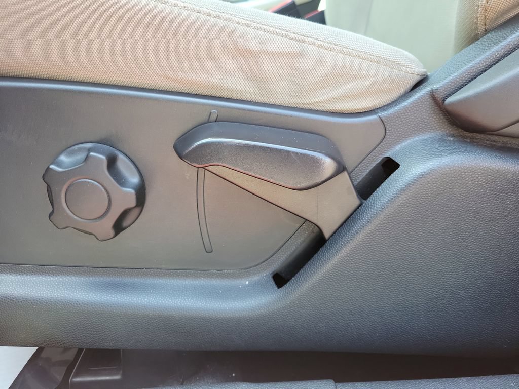 Used 2018 Ford EcoSport S FWD image 13