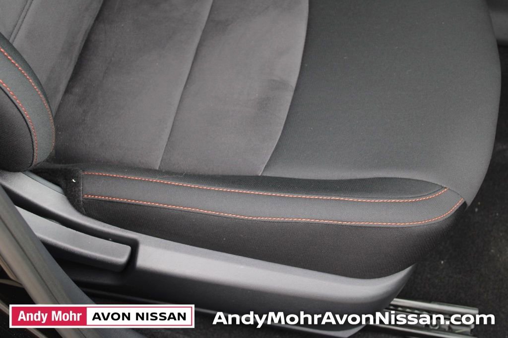 New 2025 Nissan Sentra SR w/ Midnight Edition image 13