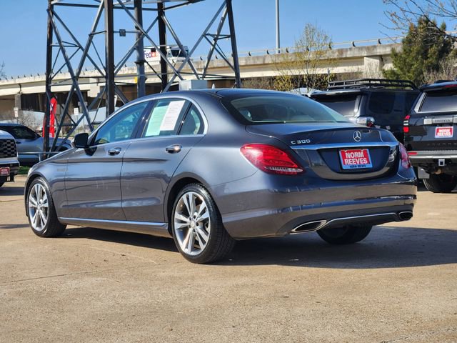 Used 2015 Mercedes-Benz C 300 Sedan image 4
