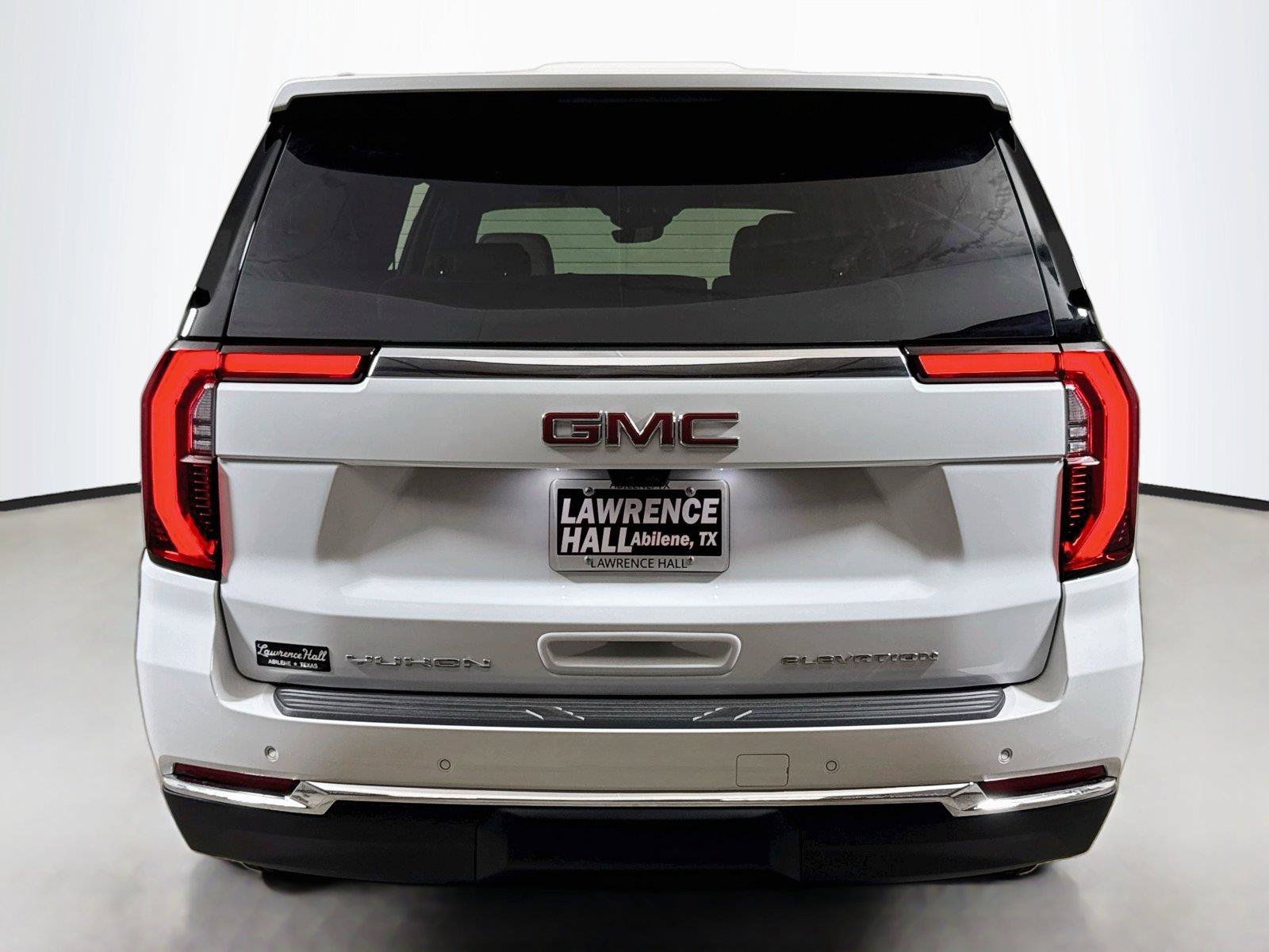 New 2027 GMC Yukon XL Elevation w/ LPO, Floor Liner Package AWD/4WD image 4