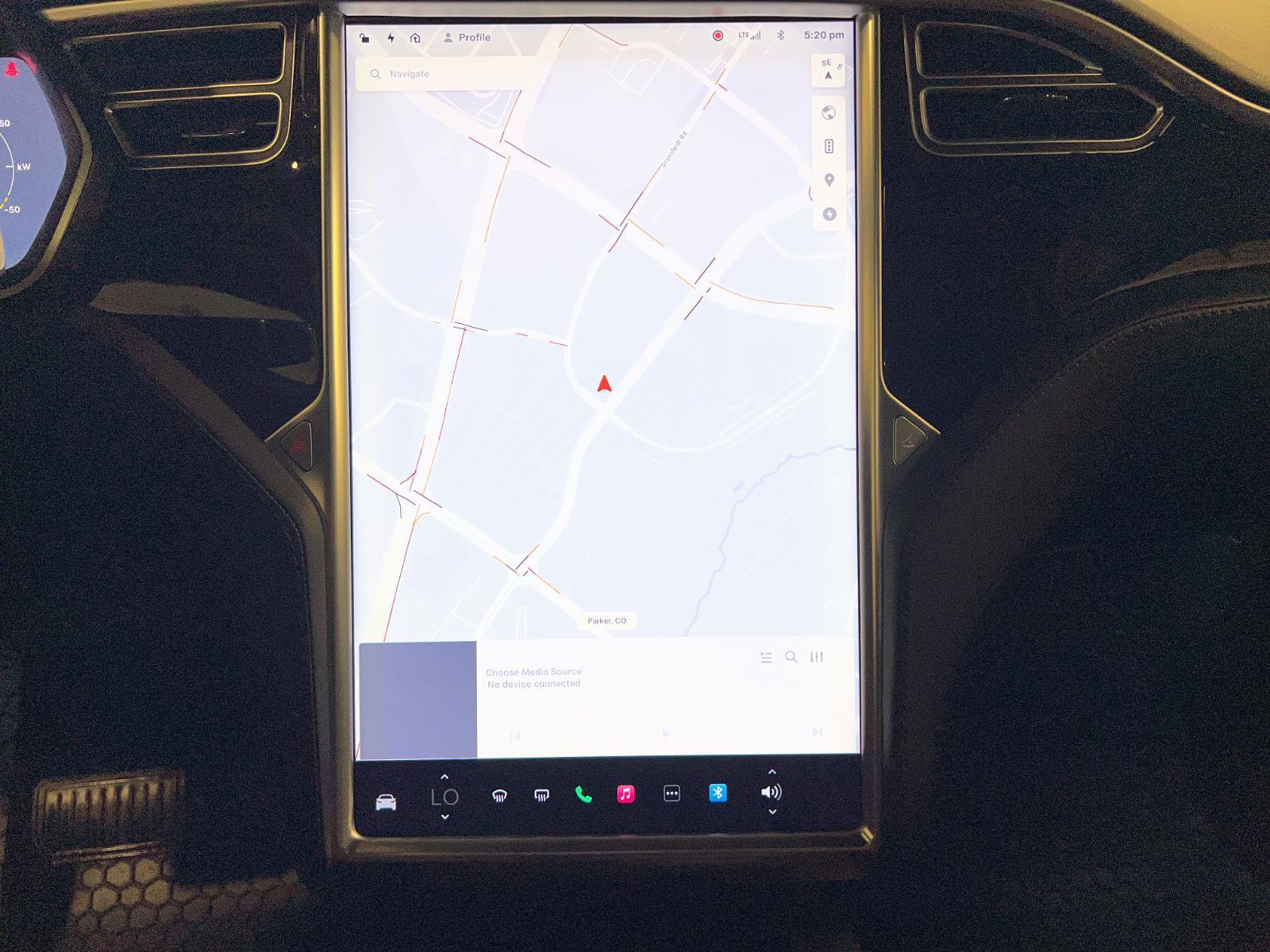 Used 2018 Tesla Model X 75D image 17