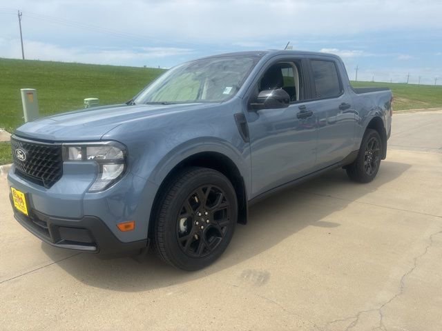 New 2025 Ford Maverick XLT w/ Black Appearance Package image 8