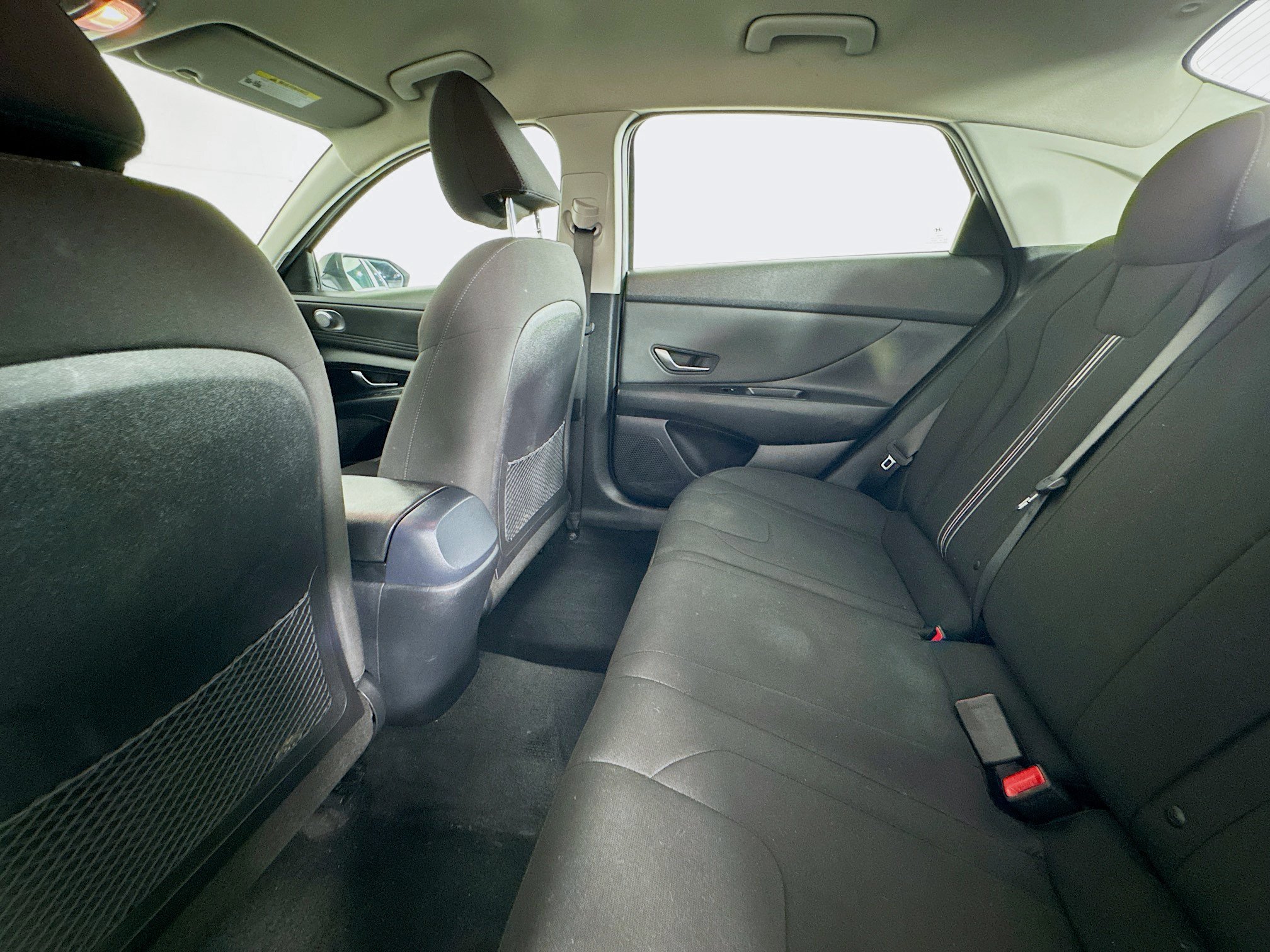 Used 2022 Hyundai Elantra SEL w/ Convenience Package FWD image 24
