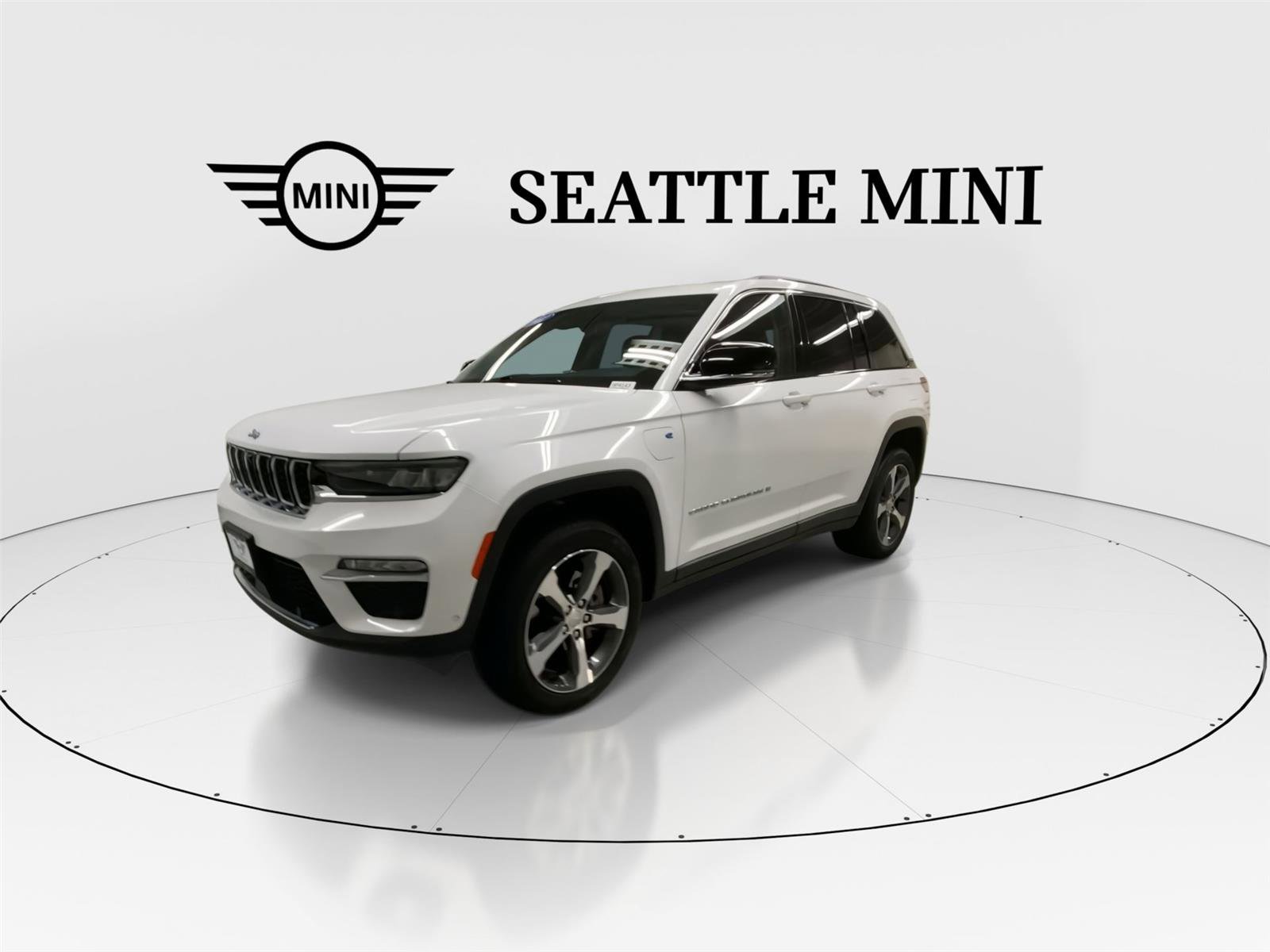 Used 2022 Jeep Grand Cherokee Limited 4xe w/ Luxury Tech Group II image 5
