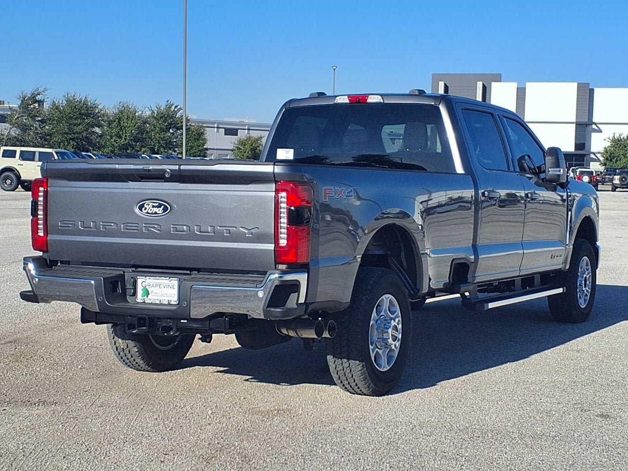 New 2027 Ford F350 XLT w/ XLT Premium Package AWD/4WD image 4
