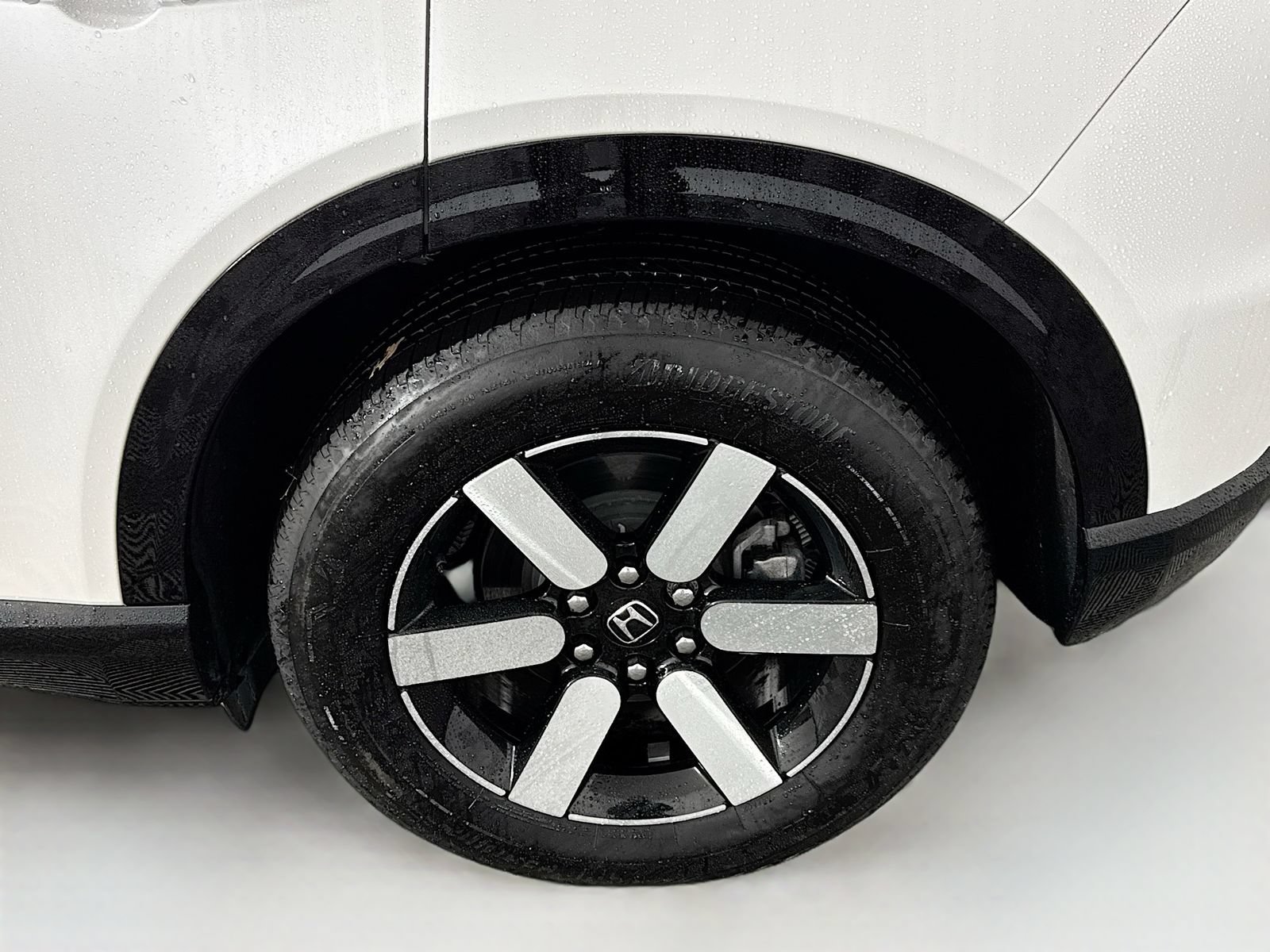 Used 2025 Honda Prologue Touring image 4