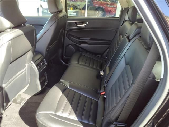 Used 2024 Ford Edge SEL AWD/4WD image 5