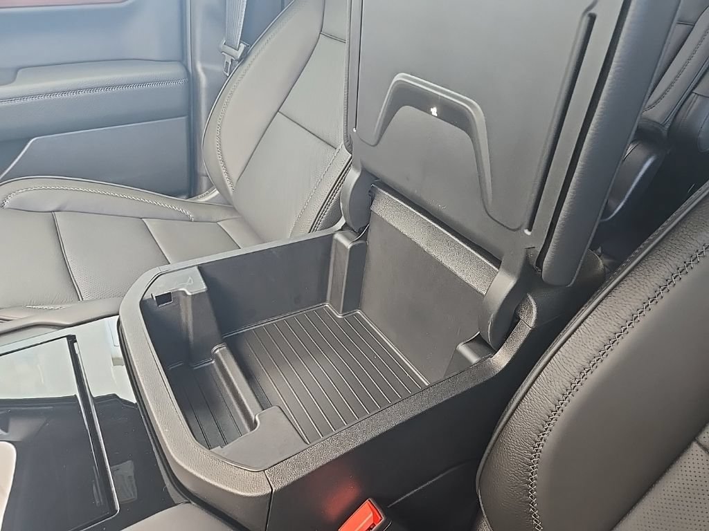 New 2026 GMC Yukon XL Denali w/ Denali Reserve Package AWD/4WD image 27