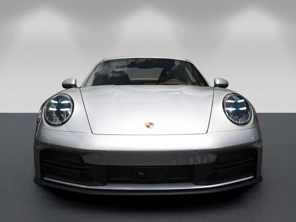 Used 2025 Porsche 911 Carrera RWD image 8