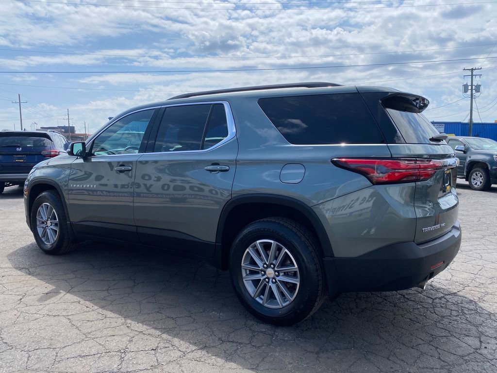 Used 2023 Chevrolet Traverse LT AWD/4WD image 6