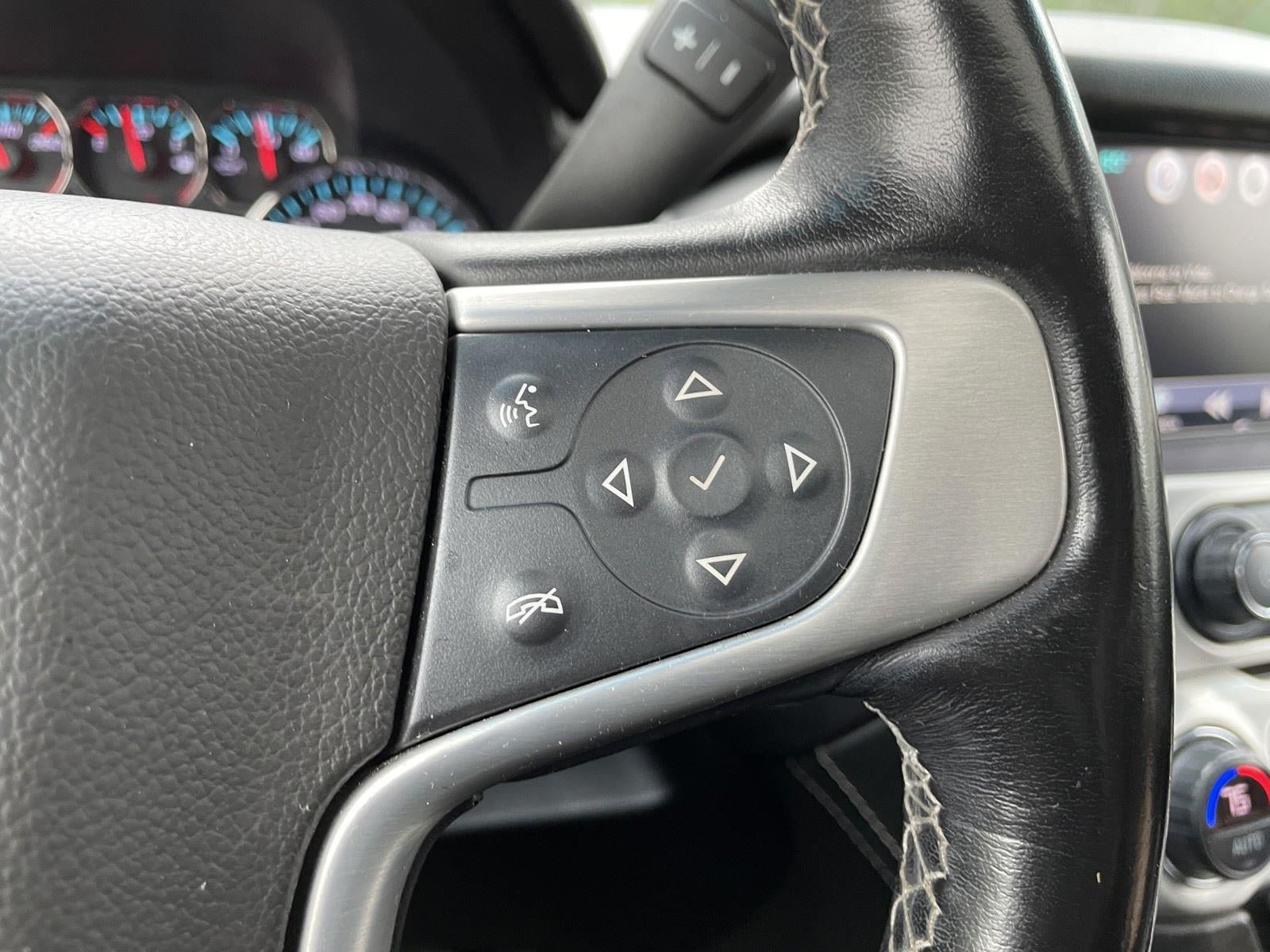 Used 2019 GMC Yukon XL SLT w/ Open Road Package RWD image 17