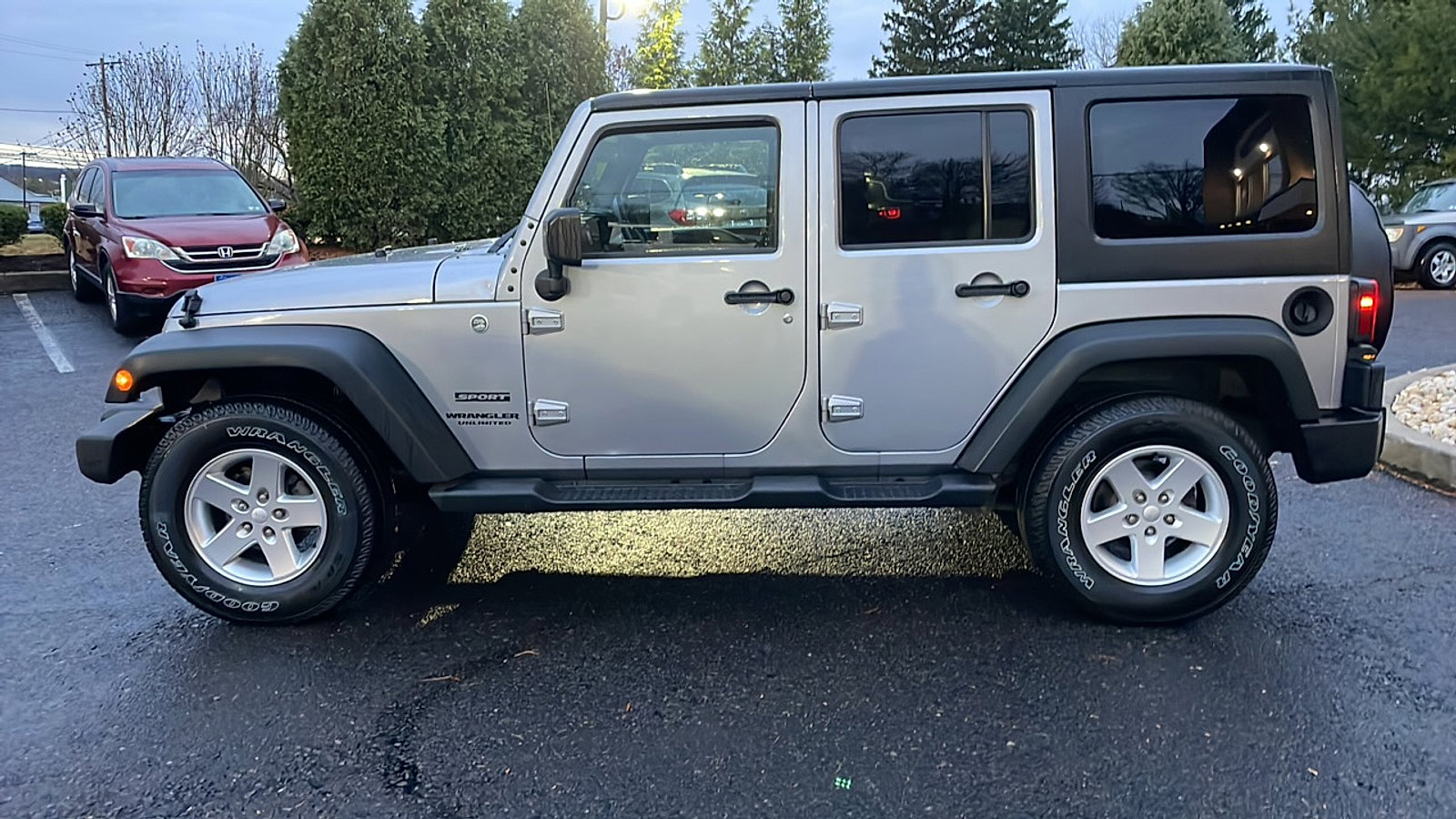 Used 2014 Jeep Wrangler Unlimited Sport w/ Quick Order Package 24S AWD/4WD image 29