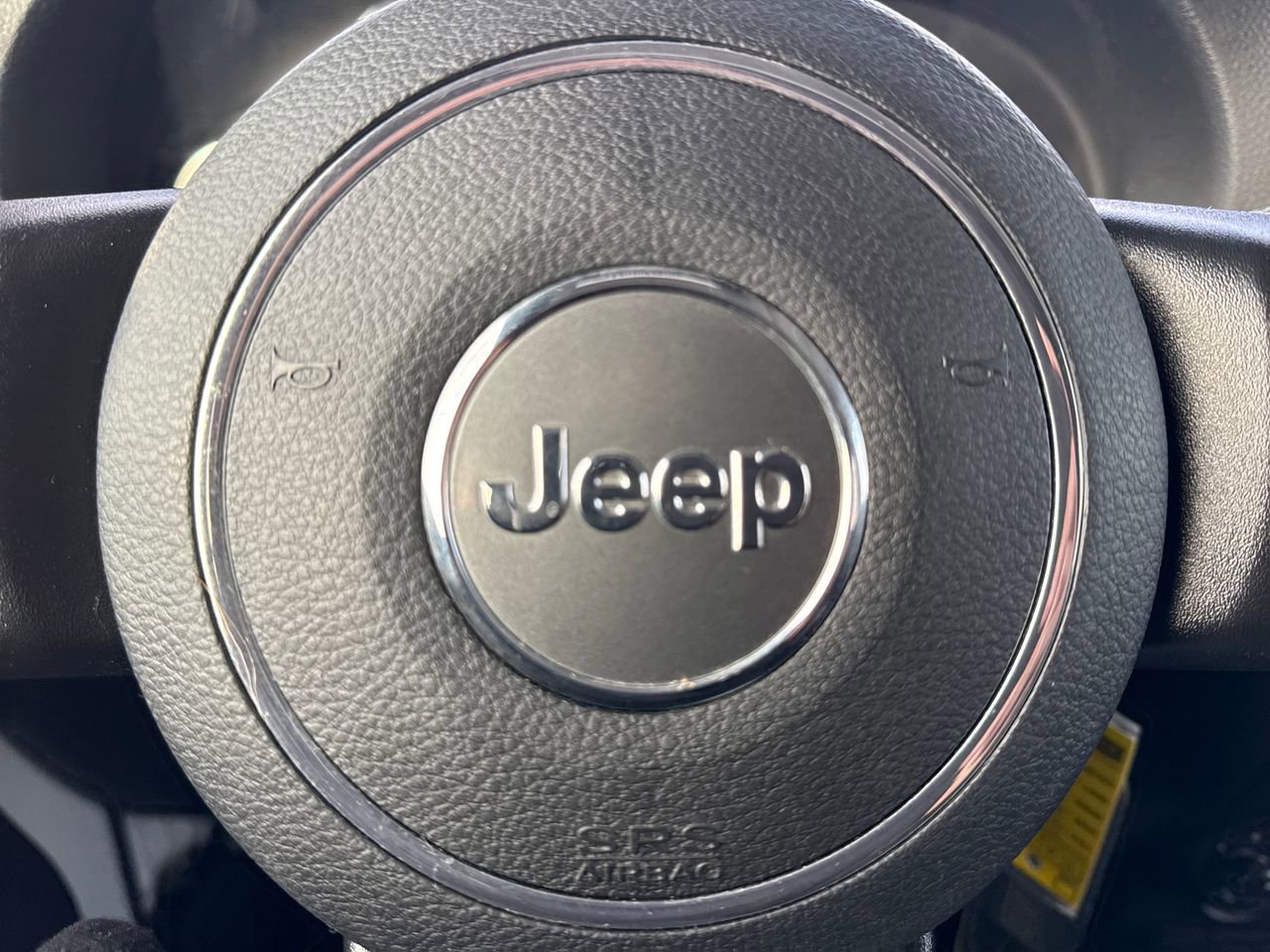 Used 2018 Jeep Wrangler Unlimited Sahara image 30