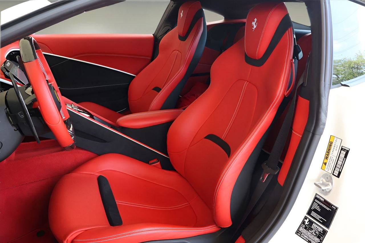 Used 2023 Ferrari Roma RWD image 12