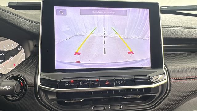 Used 2024 Jeep Compass Trailhawk image 25