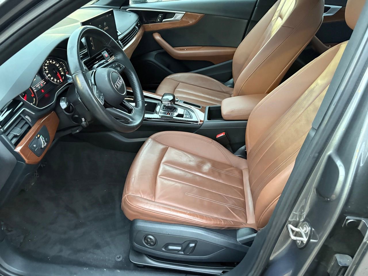 Used 2020 Audi A4 2.0T Premium w/ Convenience Package FWD image 32