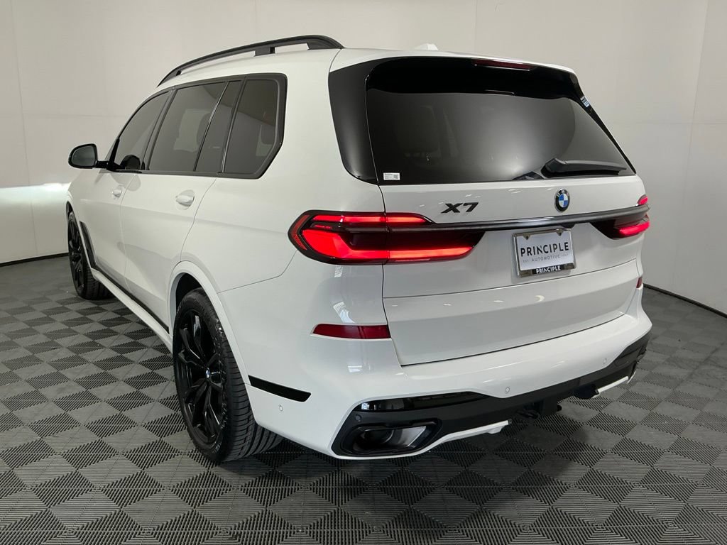 Certified 2024 BMW X7 xDrive40i w/ M Sport Package AWD/4WD image 7