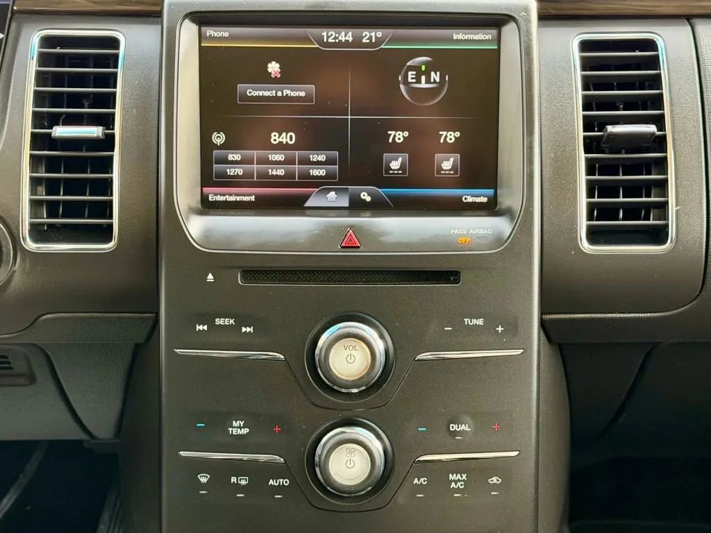 Used 2014 Ford Flex SEL w/ Equipment Group 201A AWD/4WD image 23