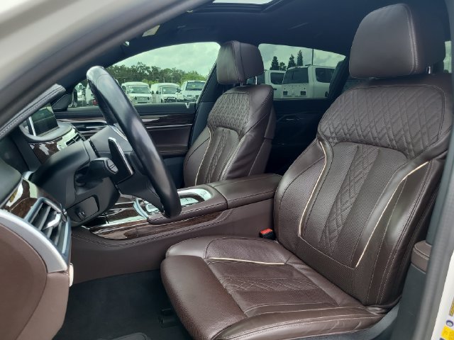 Used 2022 BMW 750i xDrive w/ Executive Package AWD/4WD image 21