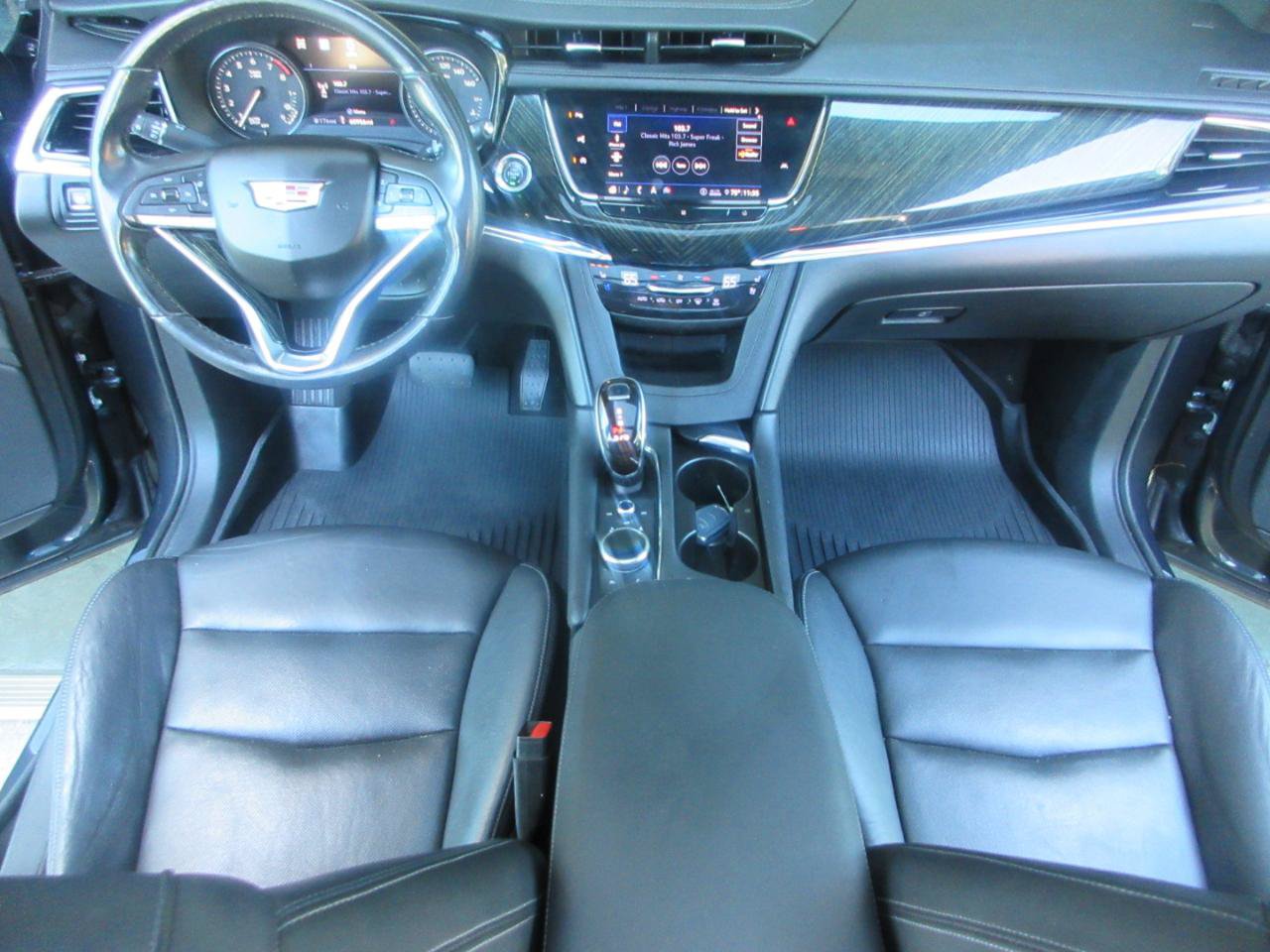 Used 2020 Cadillac XT6 Premium Luxury AWD/4WD image 18