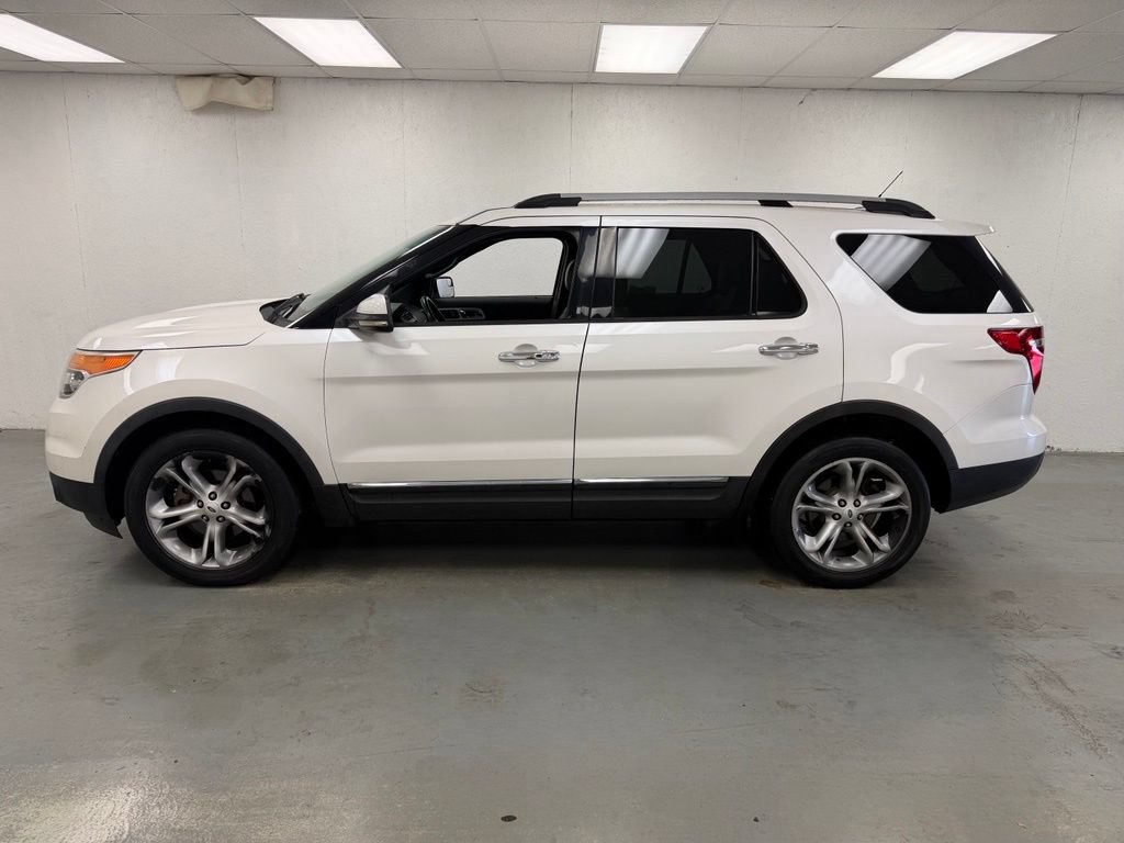 Used 2013 Ford Explorer Limited AWD/4WD image 2