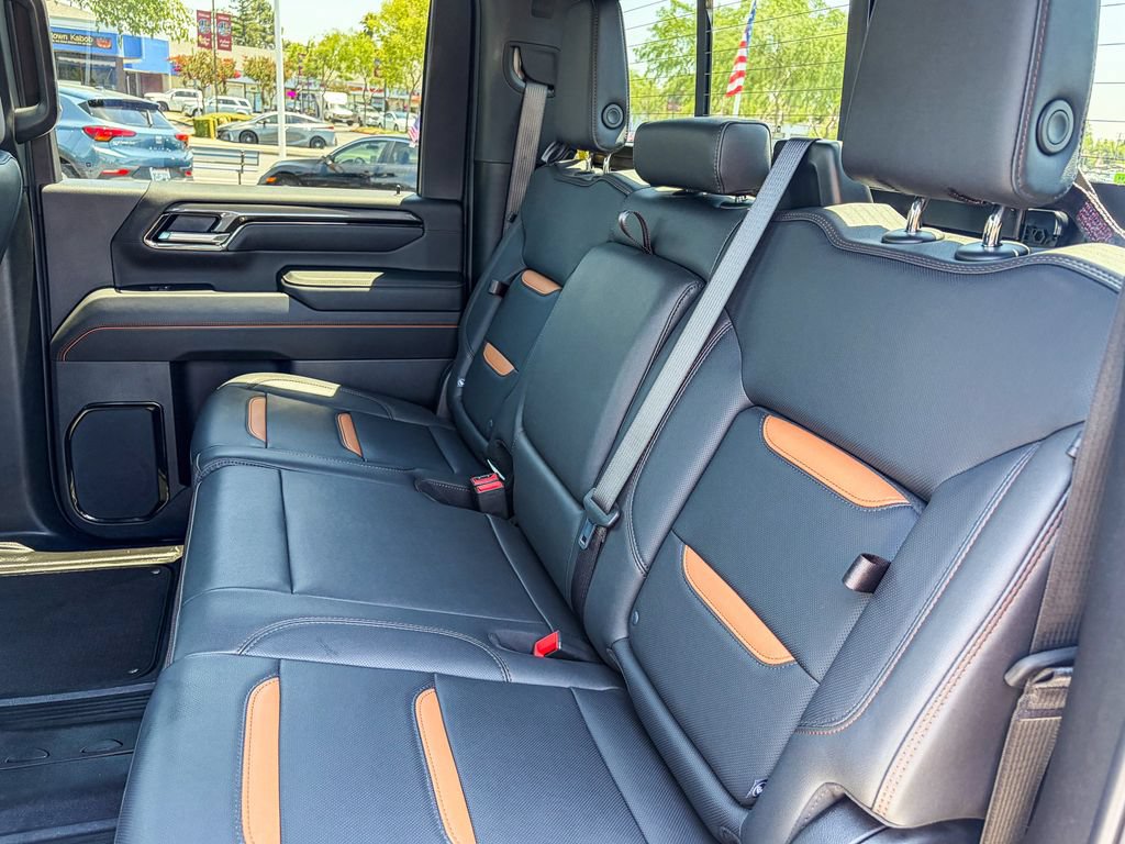 Certified 2025 GMC Sierra 2500 AT4 w/ AT4 Premium Plus Package AWD/4WD image 47