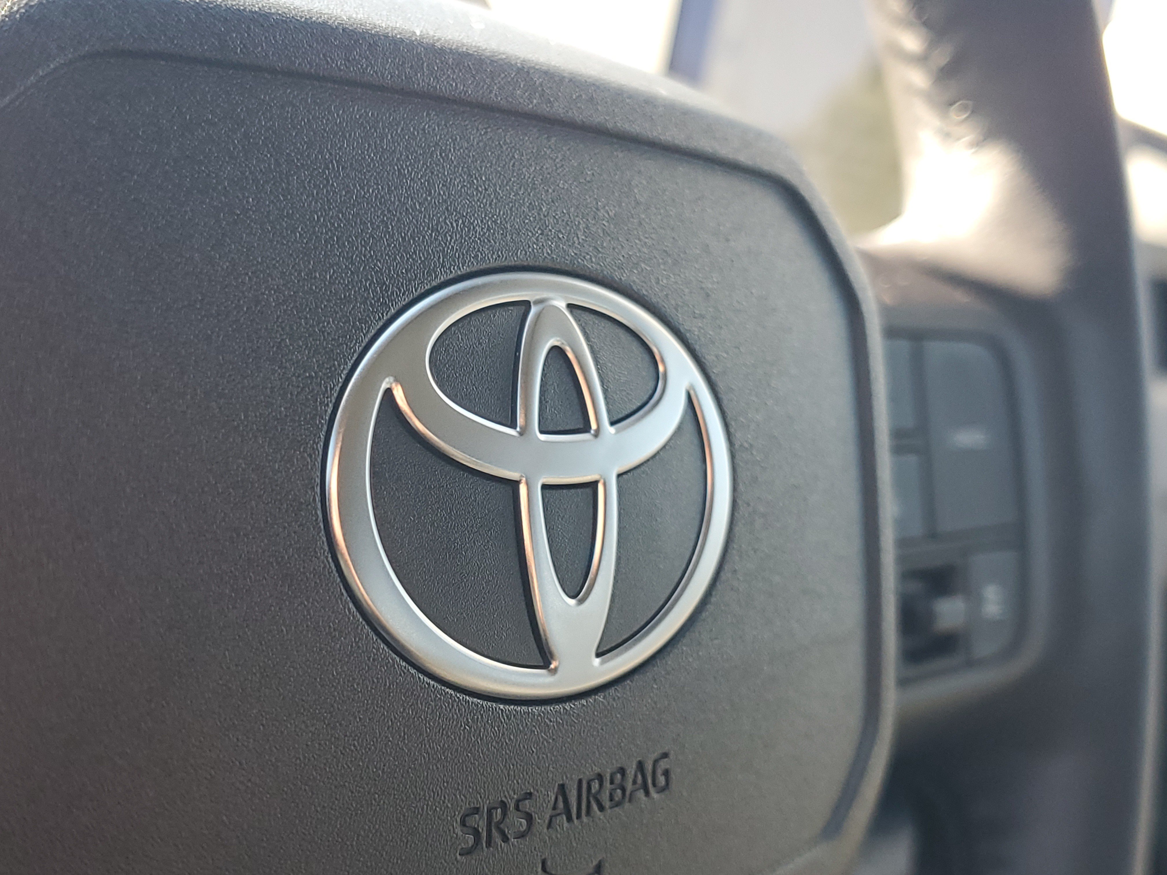 Used 2026 Toyota RAV4 XLE Premium FWD image 25