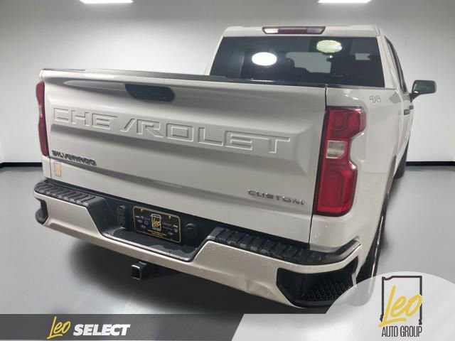 Used 2020 Chevrolet Silverado 1500 Custom w/ Custom Value Package AWD/4WD image 6
