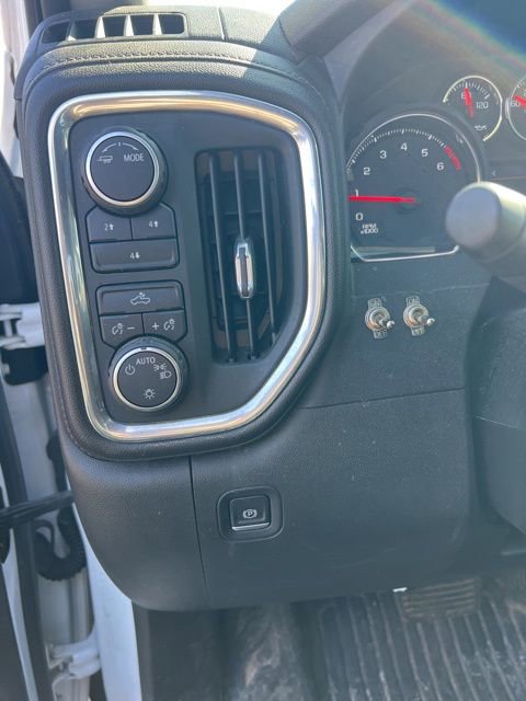 Used 2021 Chevrolet Silverado 3500 LT w/ Snow Plow Prep/Camper Package AWD/4WD image 13