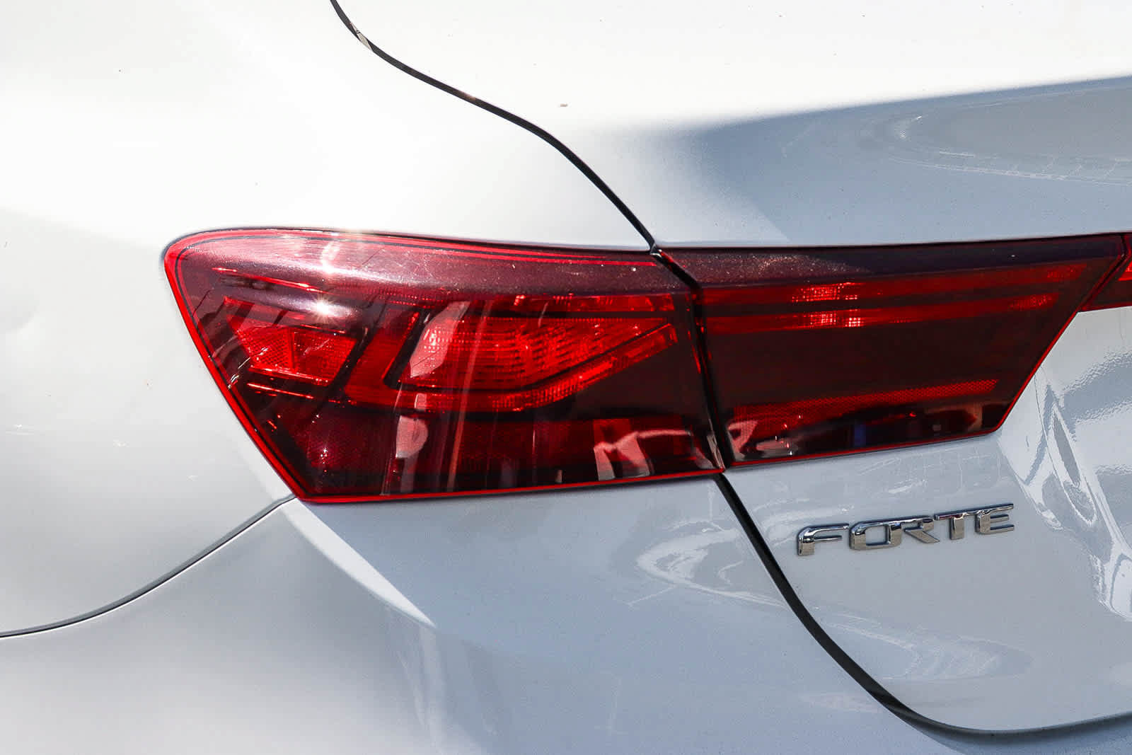 Used 2020 Kia Forte LXS FWD image 11