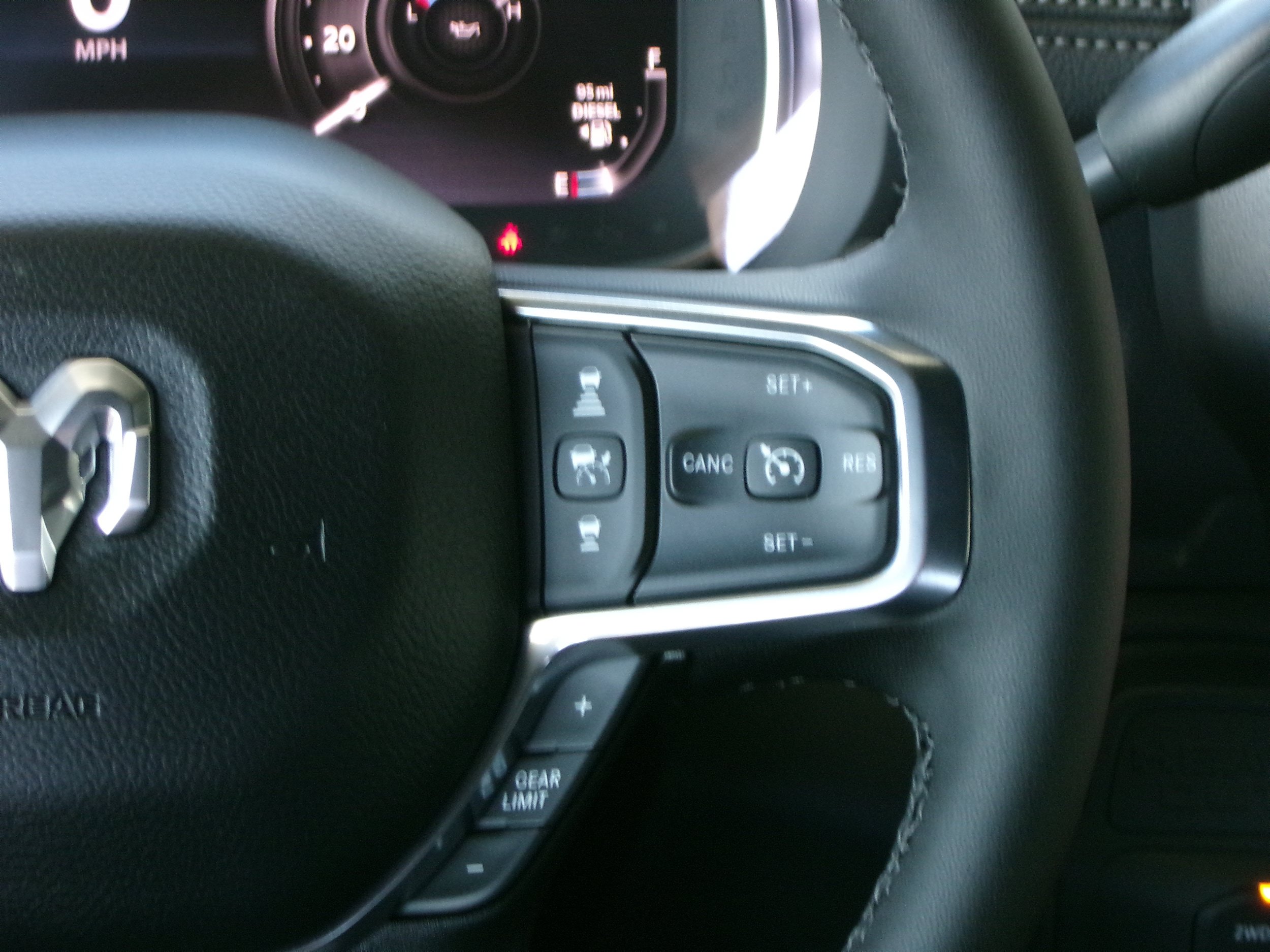 New 2026 RAM 3500 Laramie AWD/4WD image 10