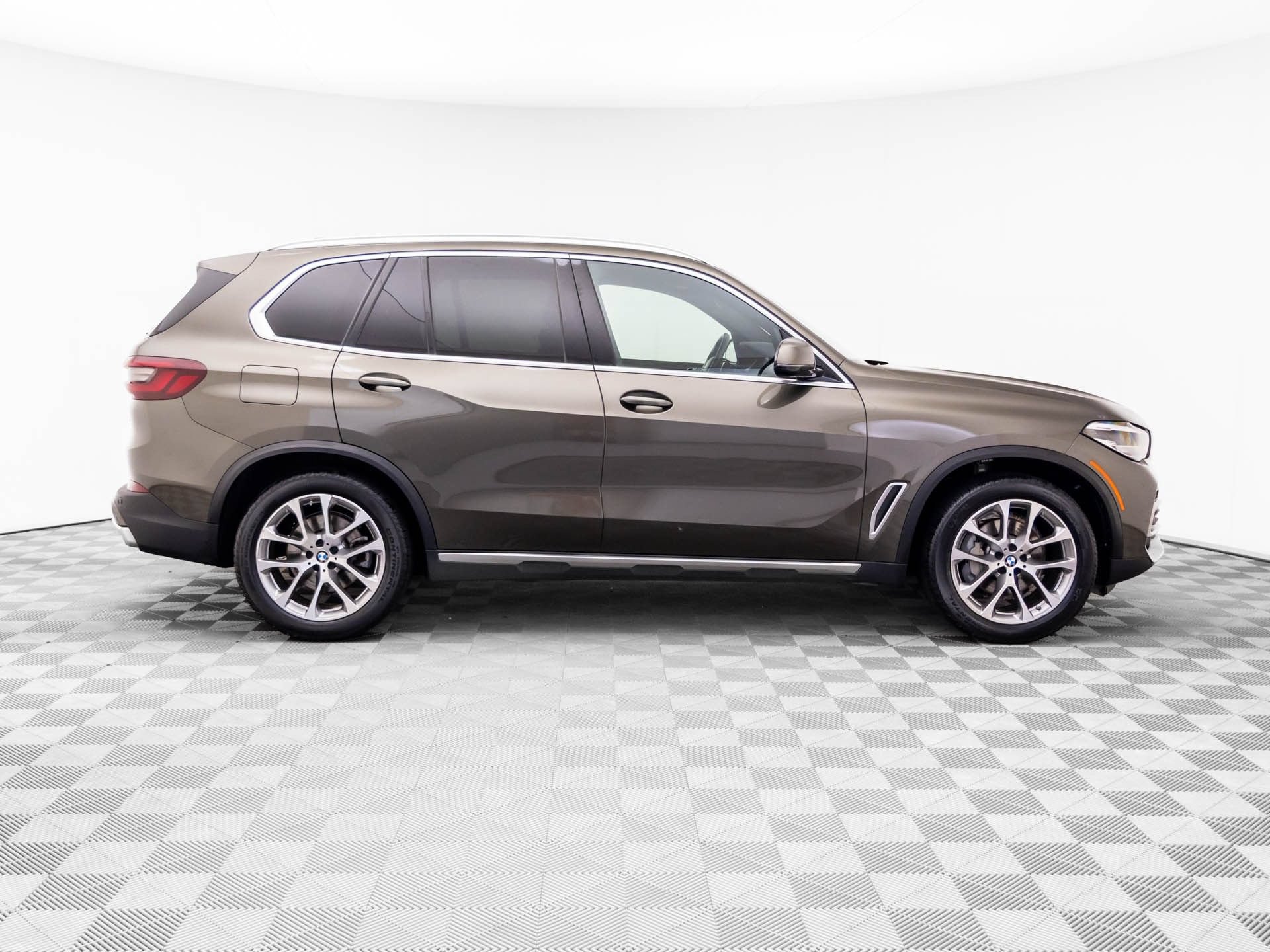 Certified 2022 BMW X5 xDrive40i AWD/4WD image 6