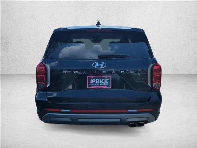 Used 2025 Hyundai Palisade SE FWD image 7