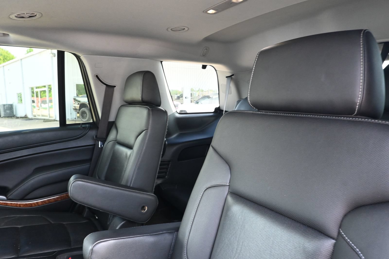 Used 2018 Chevrolet Tahoe Premier AWD/4WD image 24