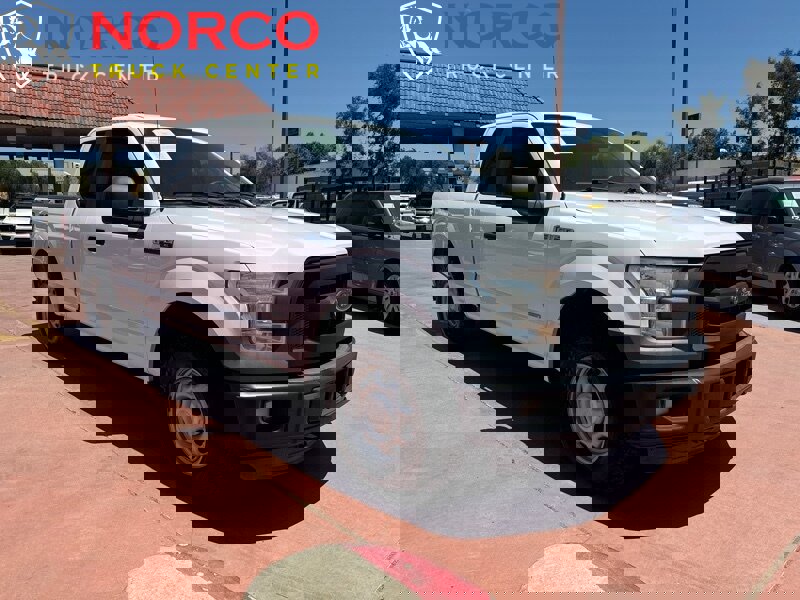 Used 2015 Ford F150 XL w/ Equipment Group 101A Mid image 2