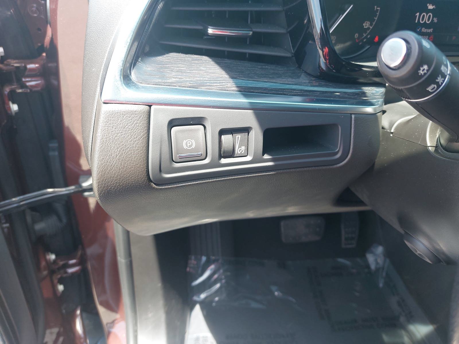 Used 2023 Cadillac XT5 Premium Luxury FWD image 28