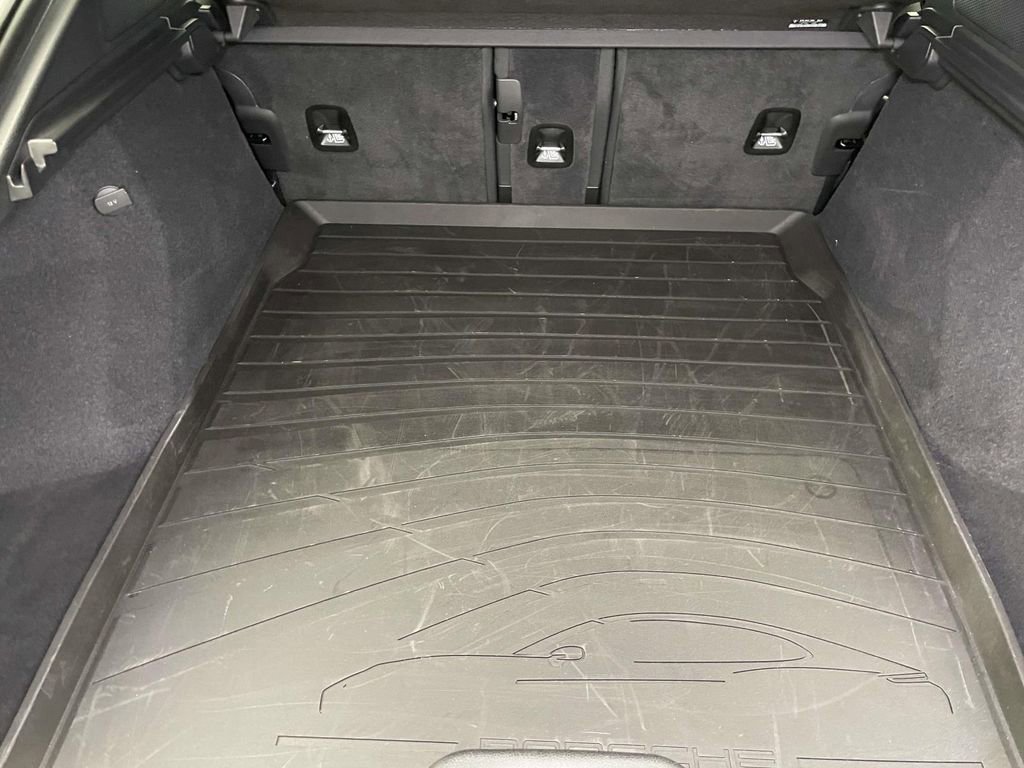 Certified 2024 Porsche Panamera 4 image 20