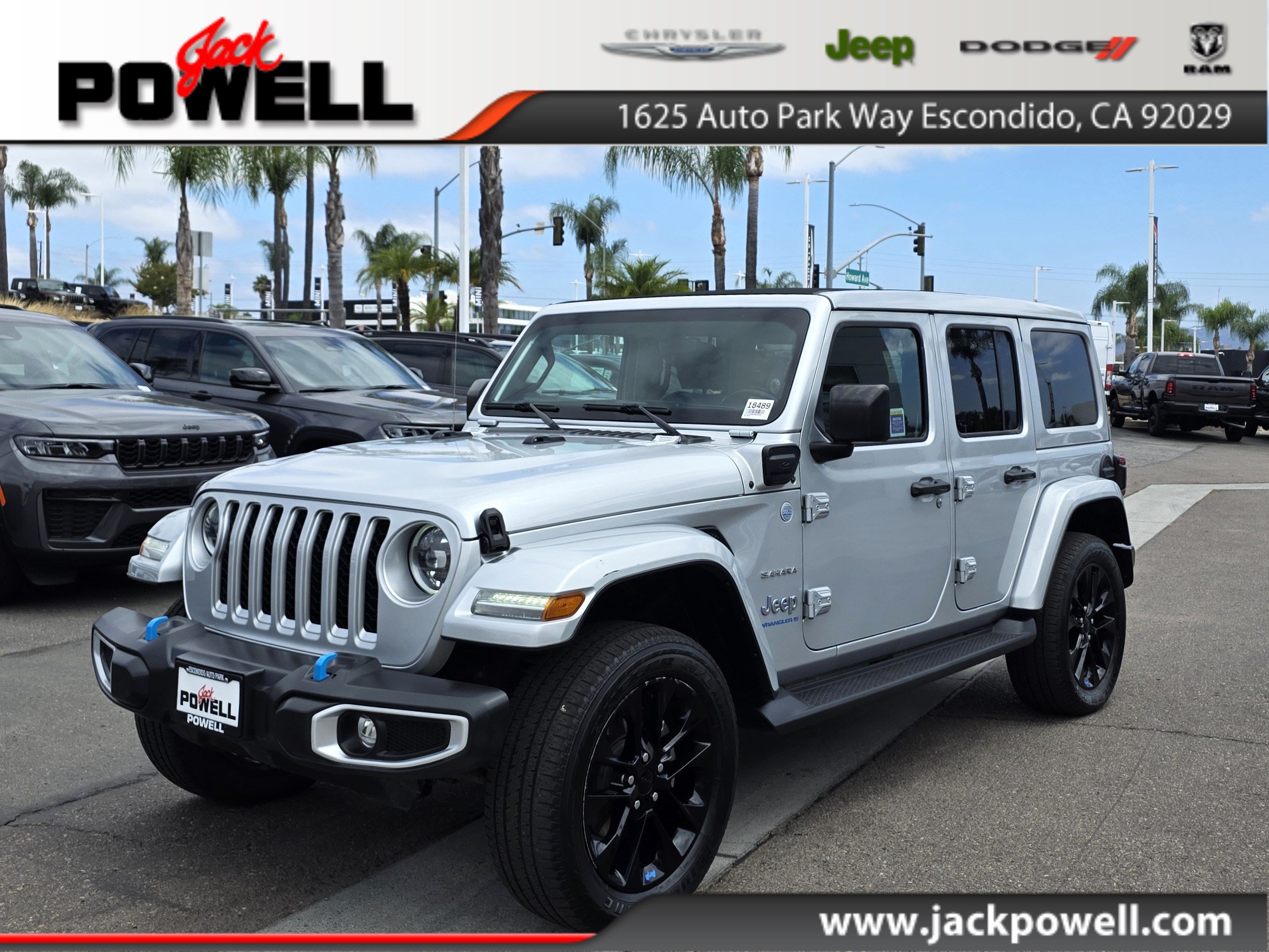 Used 2023 Jeep Wrangler Unlimited Sahara w/ Cold Weather Group AWD/4WD image 1