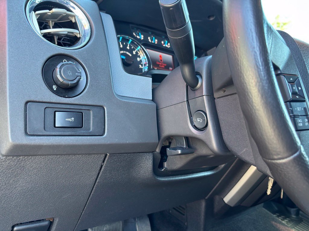Used 2014 Ford F150 XLT w/ Equipment Group 302A Luxury RWD image 39