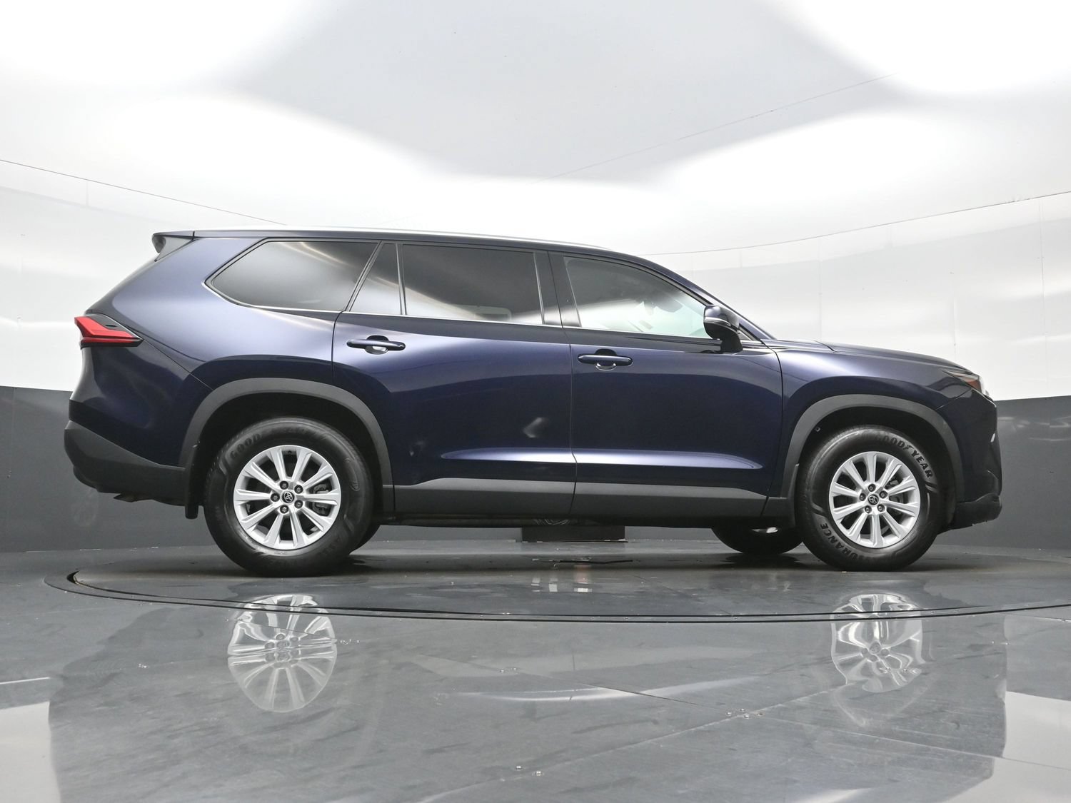 Used 2024 Toyota Grand Highlander AWD image 34