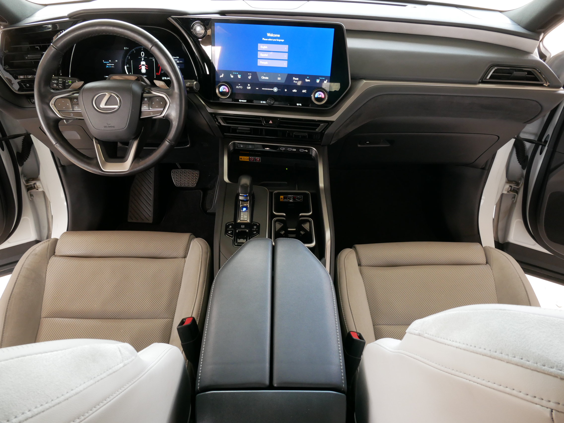 Used 2024 Lexus TX 350 AWD w/ Technology Package image 36