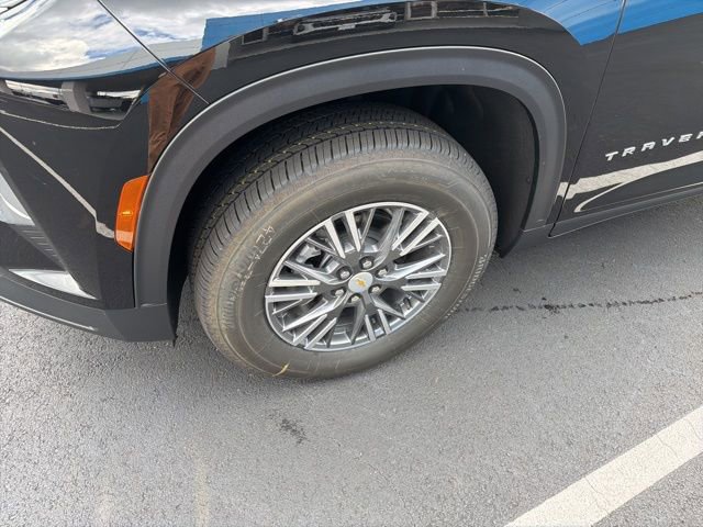 New 2026 Chevrolet Traverse LT image 4