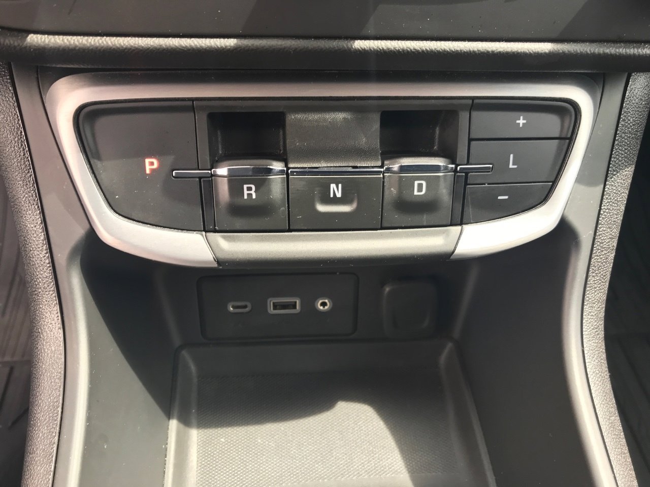 Certified 2024 GMC Terrain SLE w/ Driver Convenience Package AWD/4WD image 16