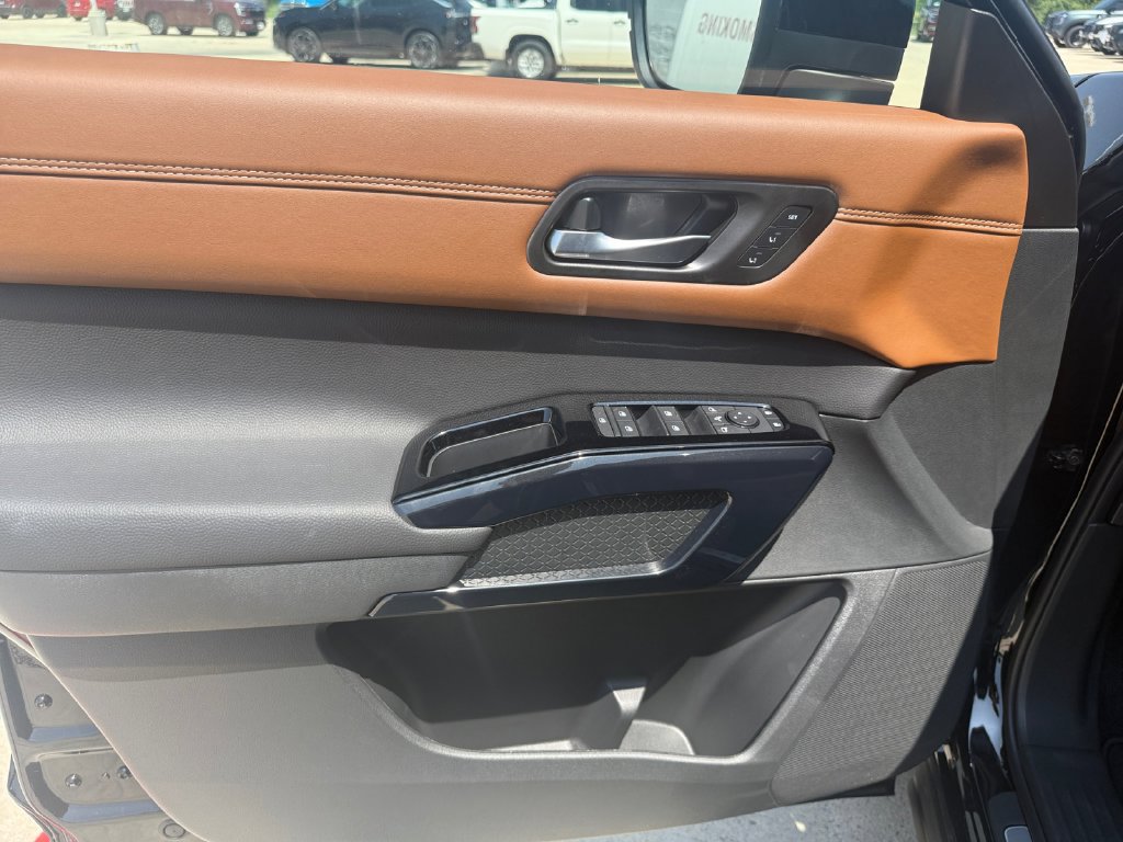 New 2026 Nissan Pathfinder Platinum AWD/4WD image 11